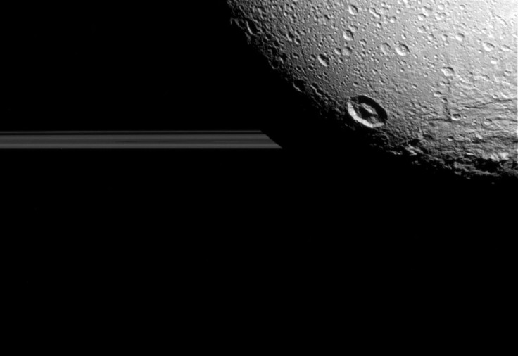 dione2