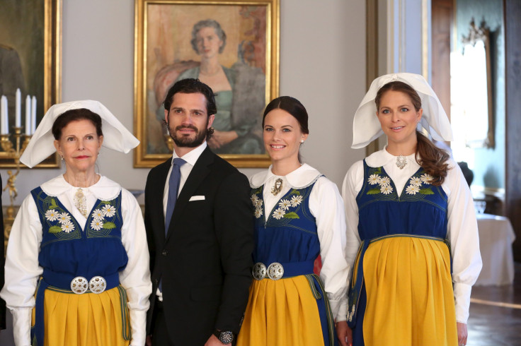 [7:47] Queen Silvia, Prince Carl Philip, his fiancee Sofia Hellqvist and Princess Madeleine pose for a photograph 
