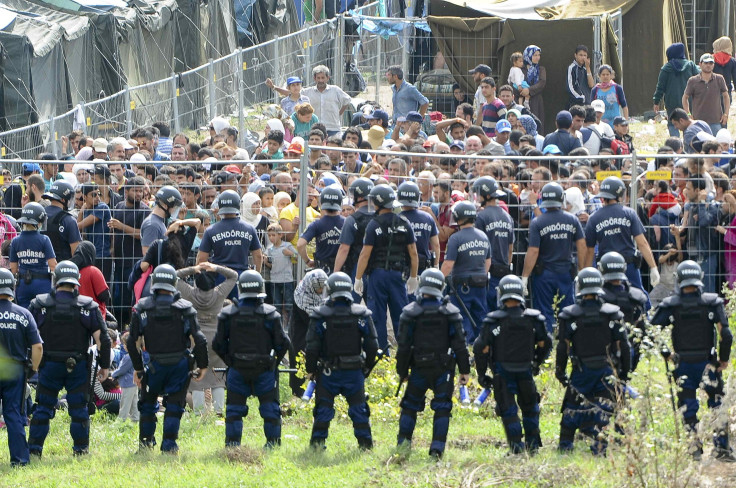 2015-09-04T135407Z_2_LYNXNPEB830S4_RTROPTP_4_EUROPE-MIGRANTS-HUNGARY