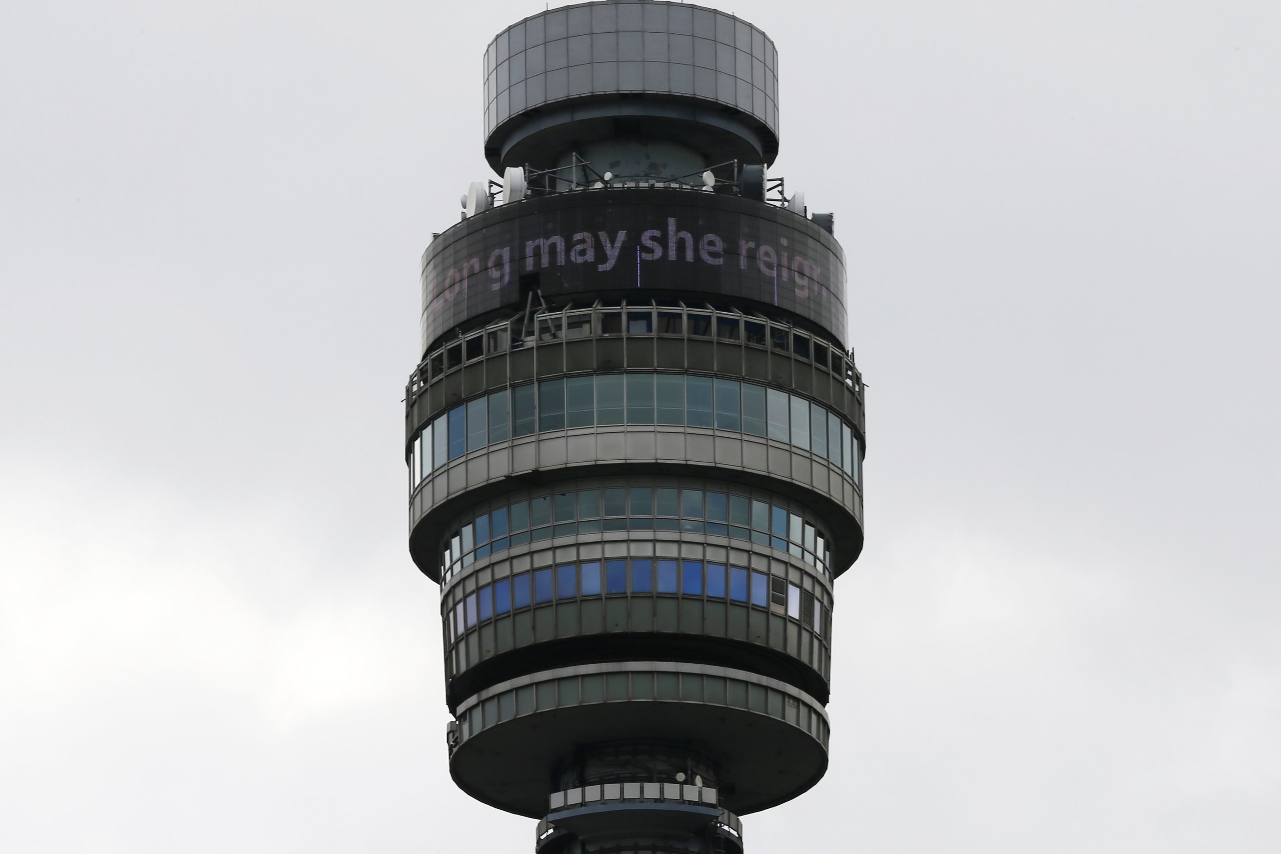 1301 The British Telecom tower displays Long may she reign to celebrate Queen Elizabeth becoming the longest-reigning British monarch