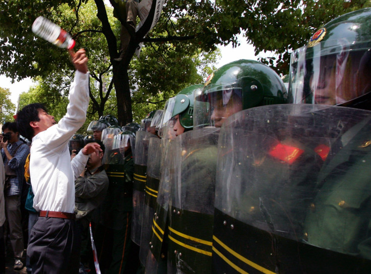 AntiJapanProtests_Shanghai_2005