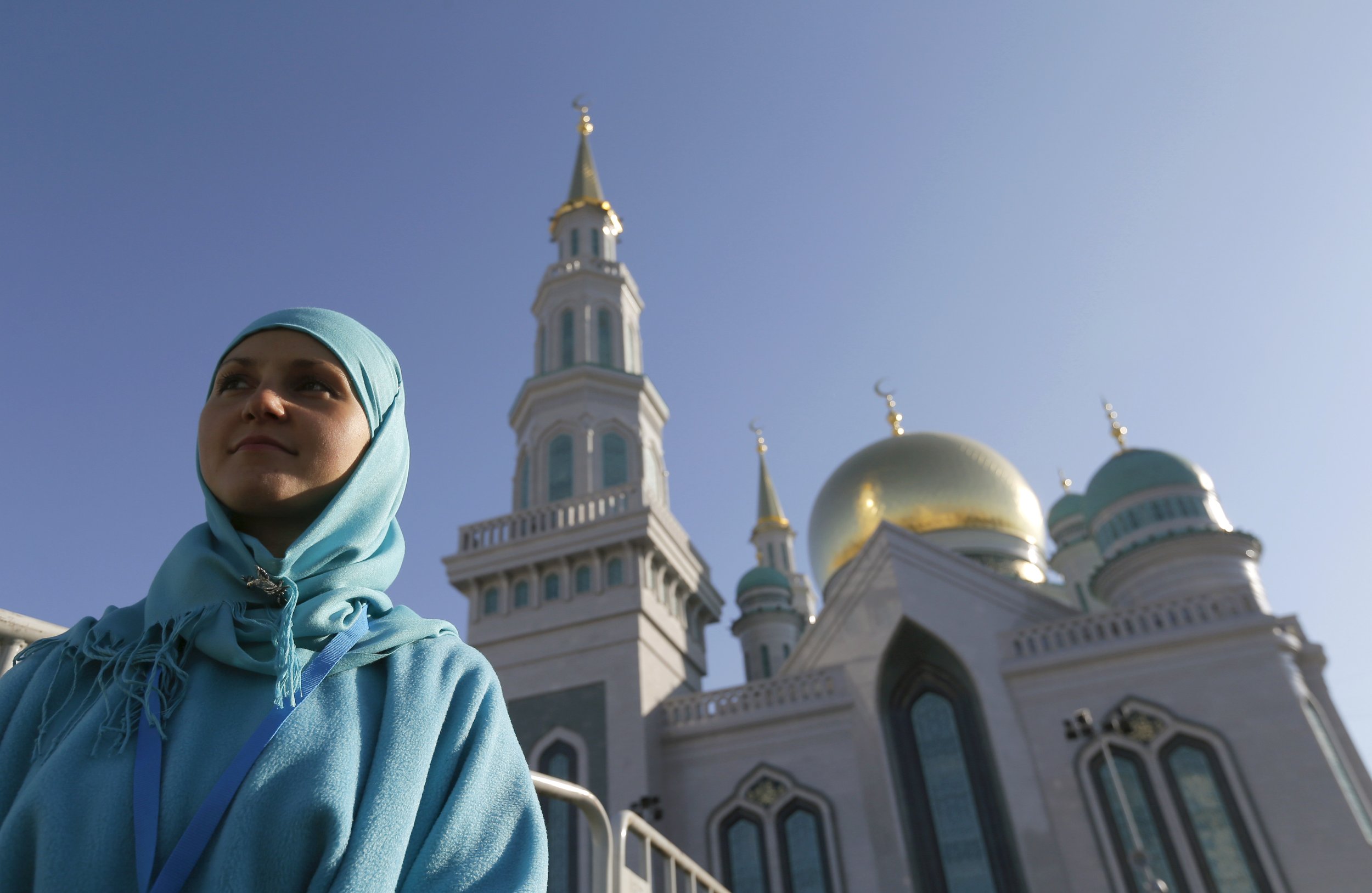 Главнокомандующий в мусульманских странах. Московская Соборная мечеть. Мусульманка в мечети. Женщины в мечети.