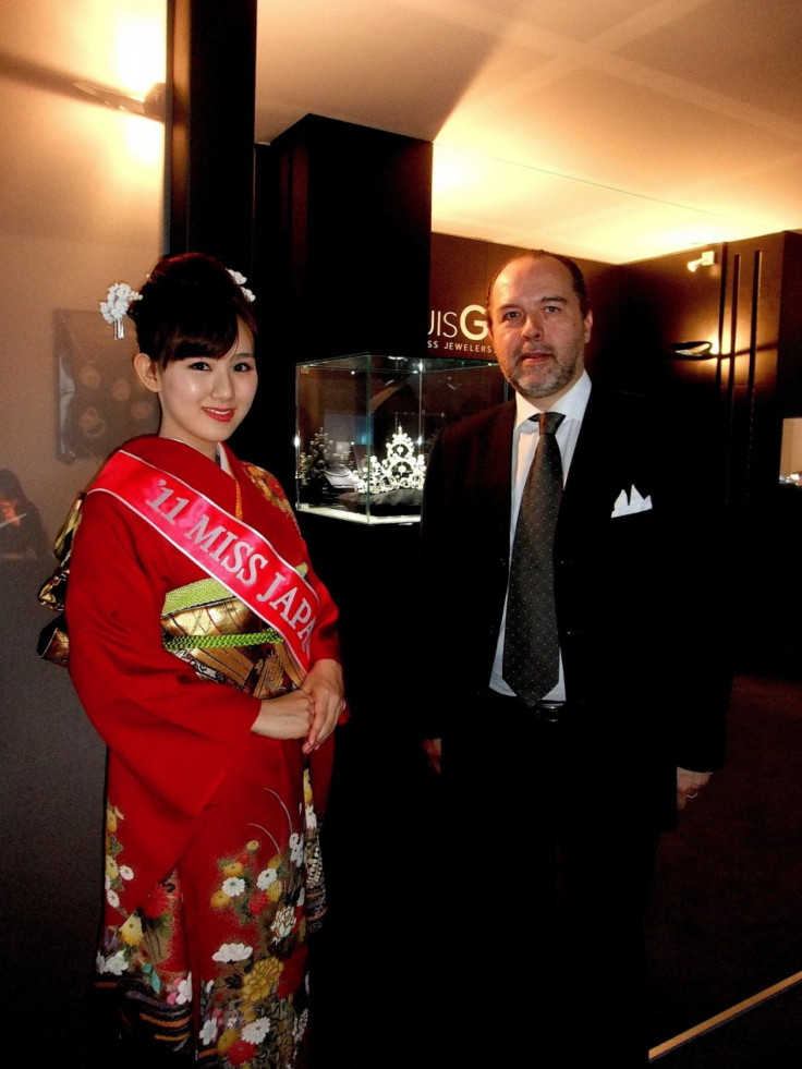 Louis Golay and Miss Japan 2011 work on Japan disaster aid at Baselworld