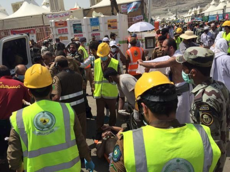 hajj rescue workers