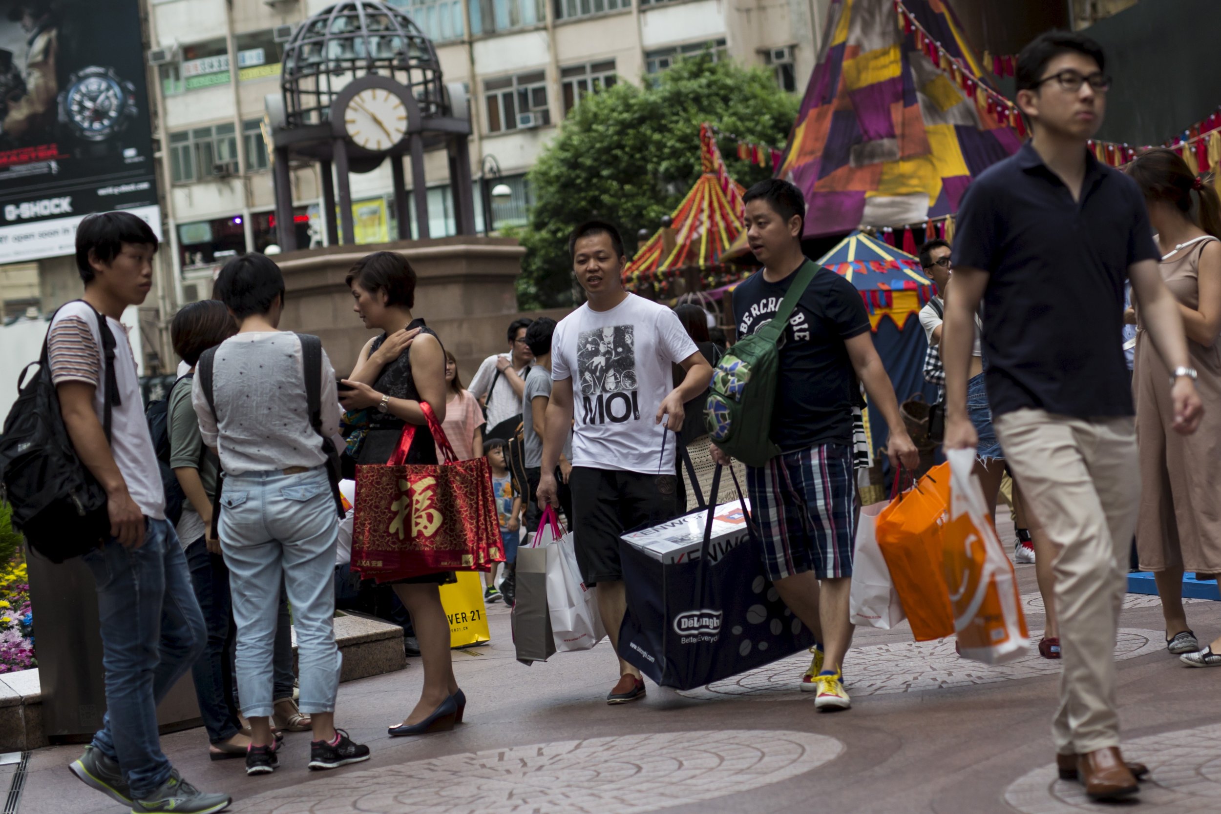 Chinese Tourists Shopping At Hong Kong's 'Golden Week' In Reduced Numbers