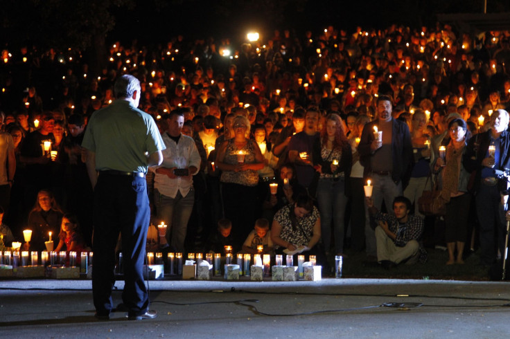 Oregon shooting candlelight vigil