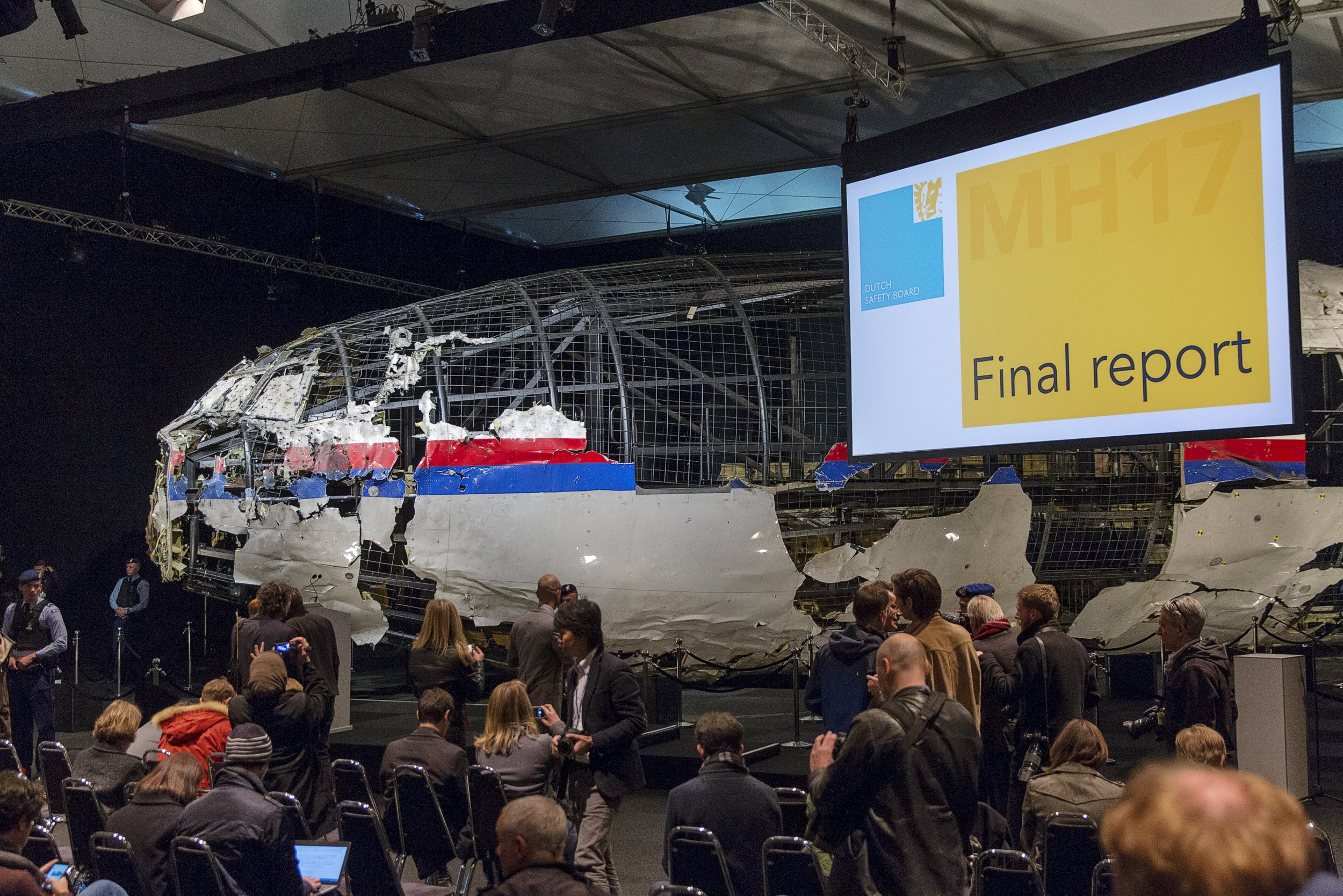 Flight MH17: Russian-Made Buk Missile Brought Down Plane, Dutch Report ...