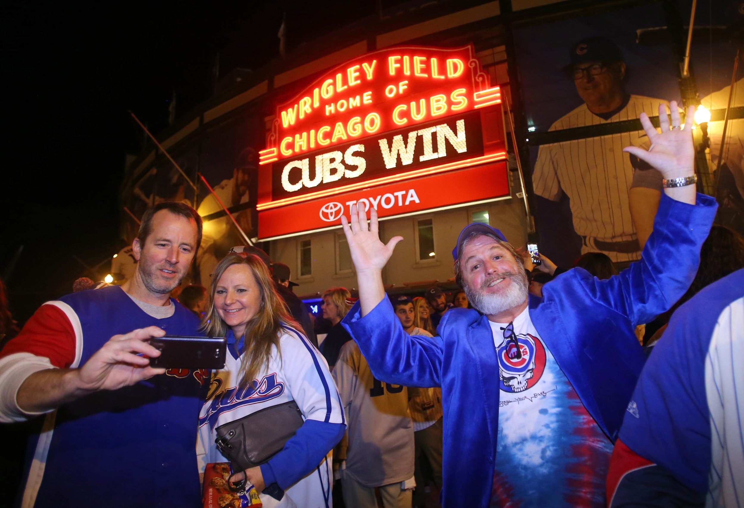 Chicago Cubs NLCS Tickets Prices Reach Record Levels On Secondary Market