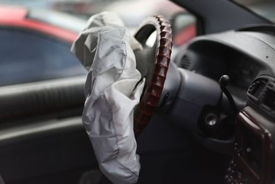 Honda stops using Takata airbag