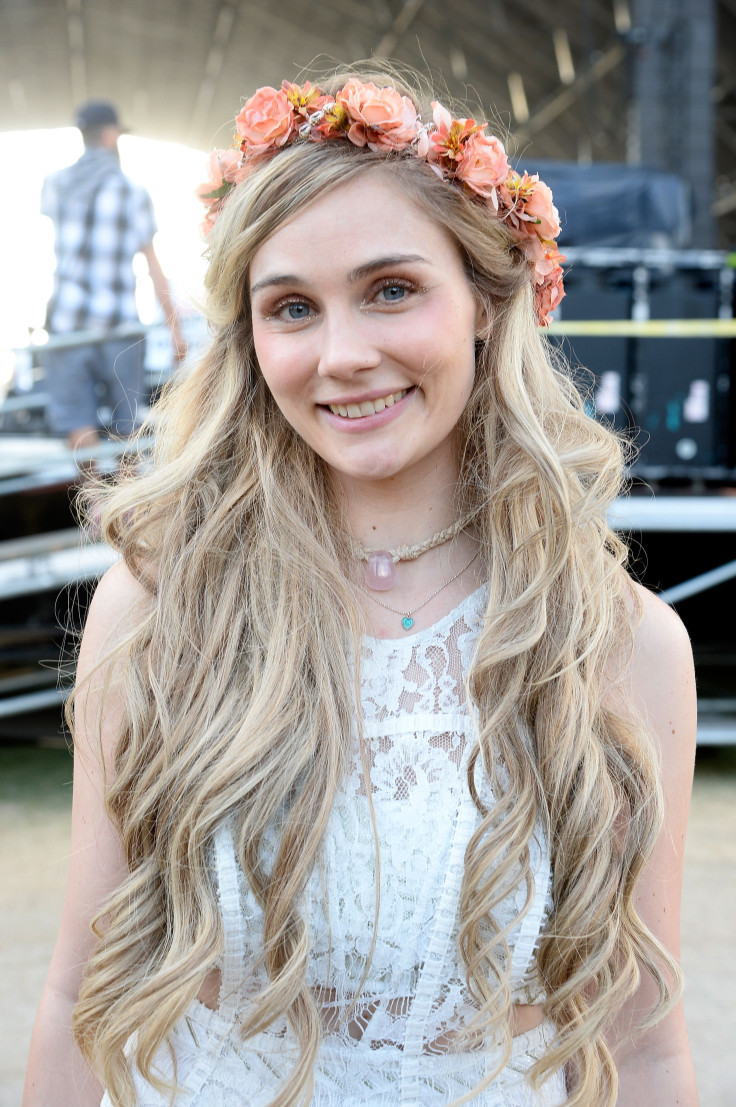 Clare Bowen Nashville