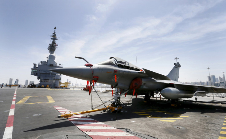 French aircraft stationary on the Charles de Gaulle aircraft carrier