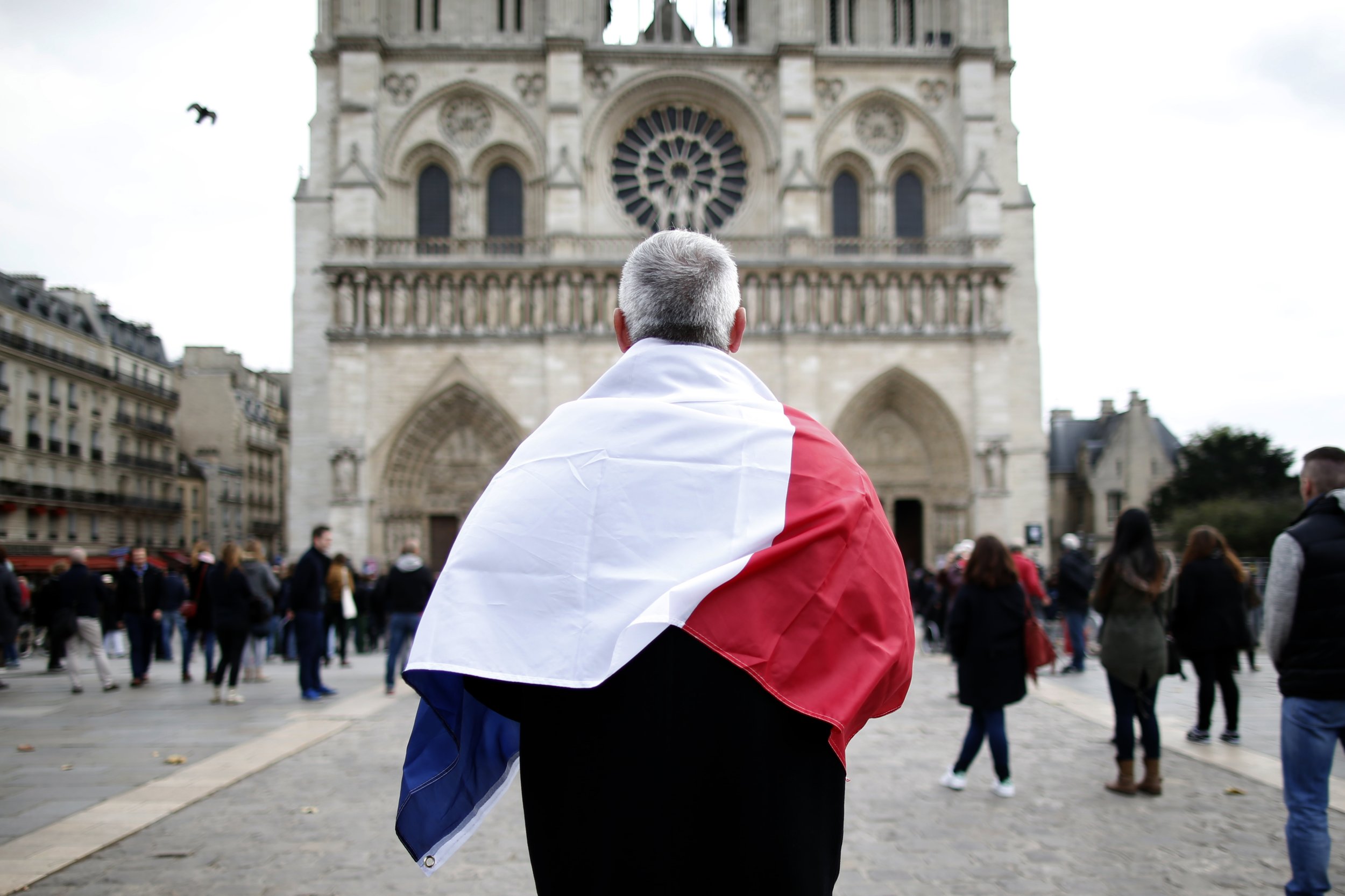 Покажи французских людей. Католики во Франции. Народы Франции. Франция люди.