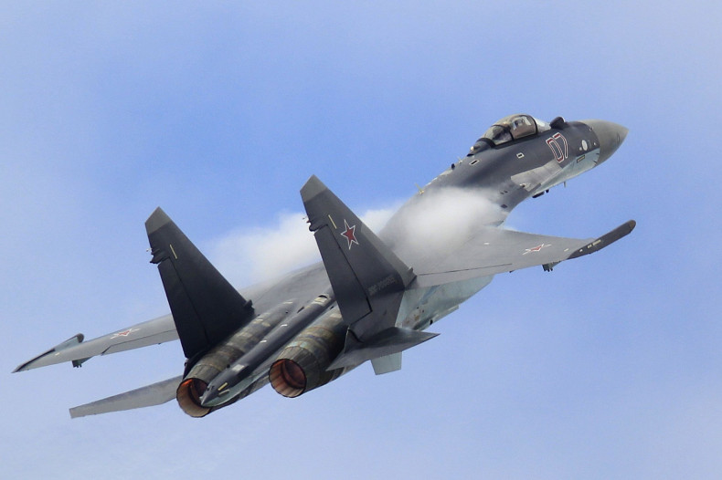 An Su-35 jet flying during the Paris Air Show