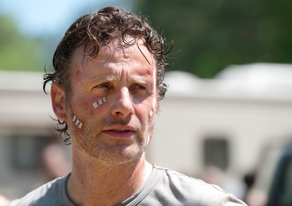 Walking Dead Season 6 Cast Member Andrew Lincoln Says Hes Relieved That Glenns Fate Is