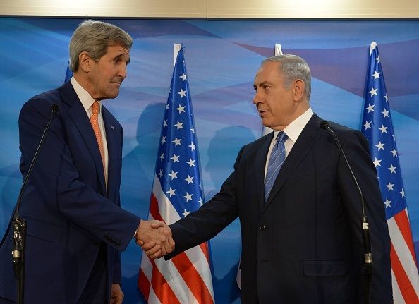 Kerry Meets Separately With Israeli, Palestinian Leaders