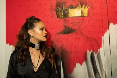 Rihanna Anti album update