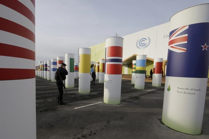 ParisClimateTalks_Nov282015
