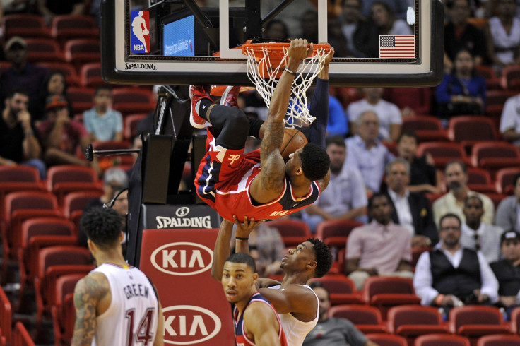 Bradley Beal Dunks