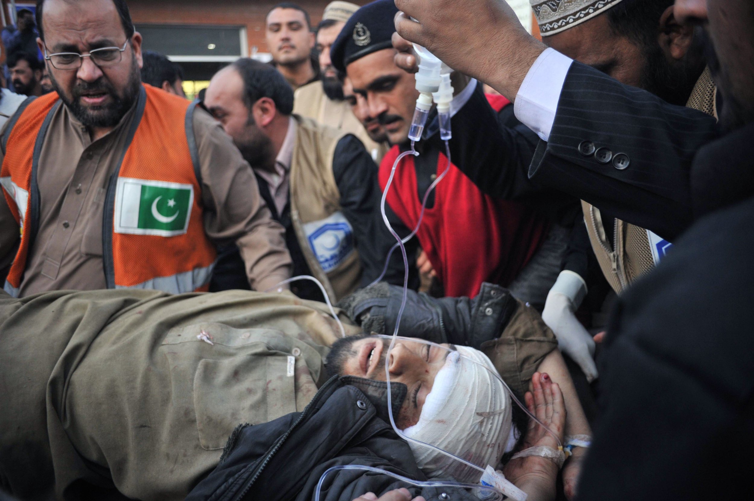 Pakistan Suicide Bombing Kills Dozens, Injures 45; Taliban Splinter ...