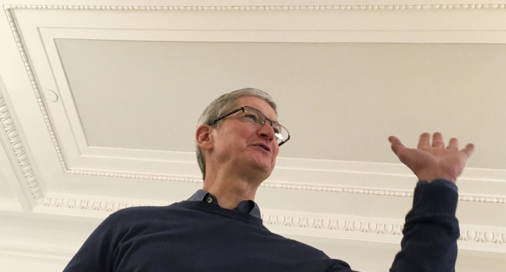 Tim Cook Meets EU Antitrust Chief