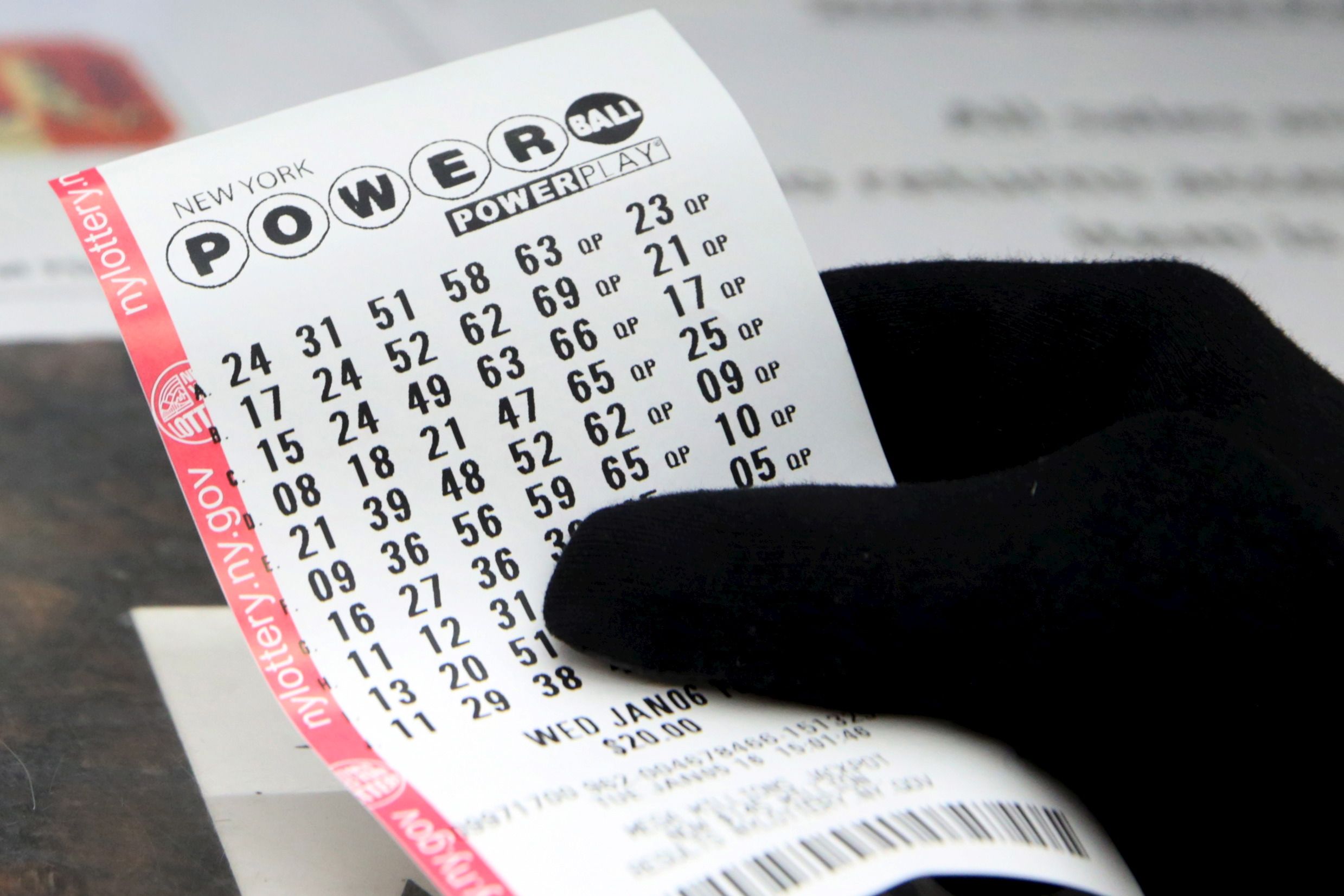 Powerball Jackpot Drawing Live Stream Where To Watch The 900 Million