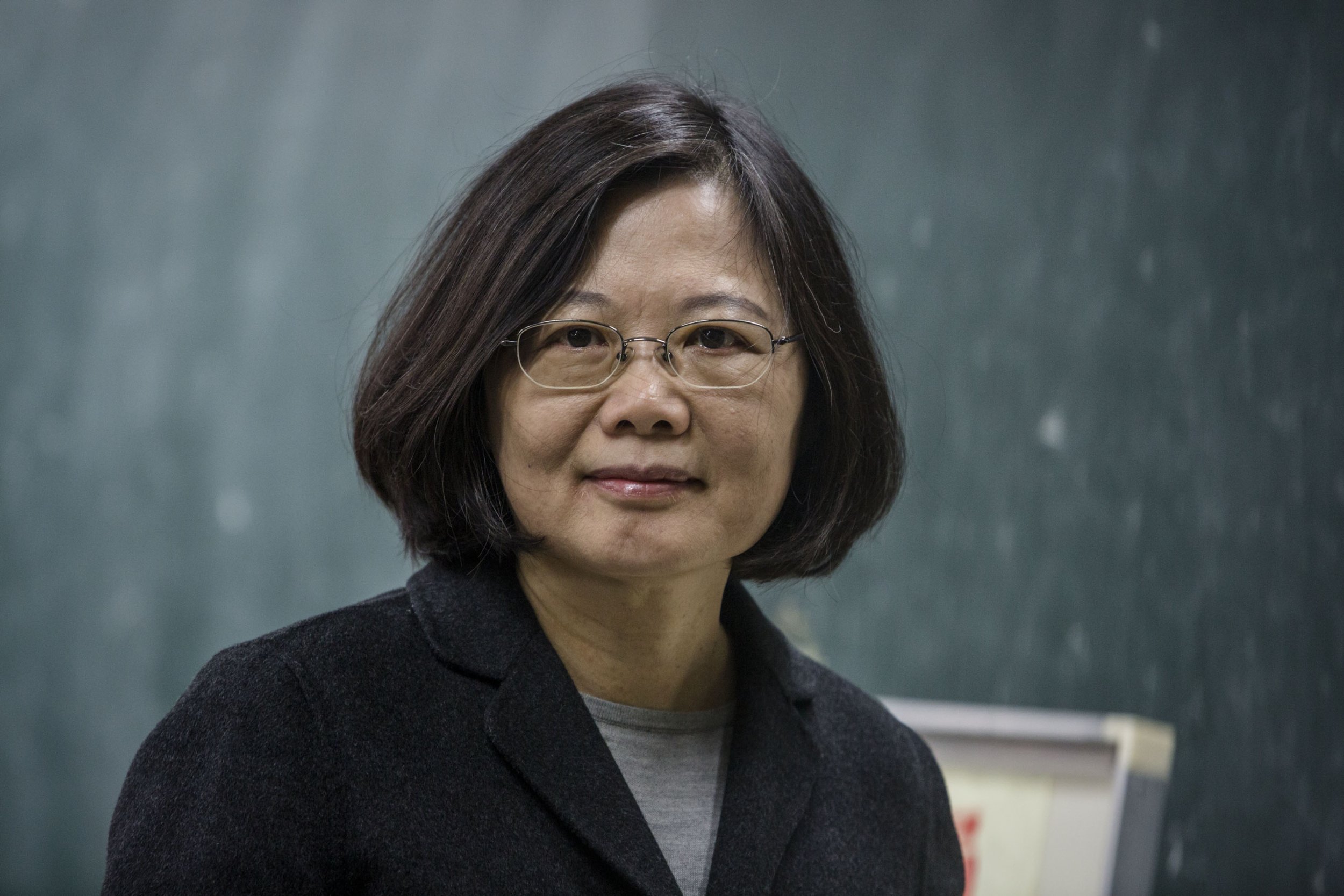 Taiwan President-Elect Tsai's Facebook Flooded With Posts Demanding ...