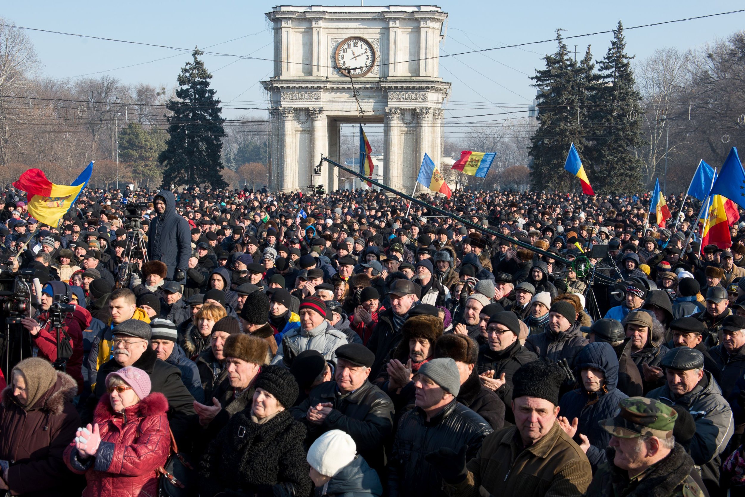 Рубль в кишиневе сегодня. Массовые протесты в Молдавии. Митинги в Молдове. Кишинев протесты. Протесты в Молдове сейчас.