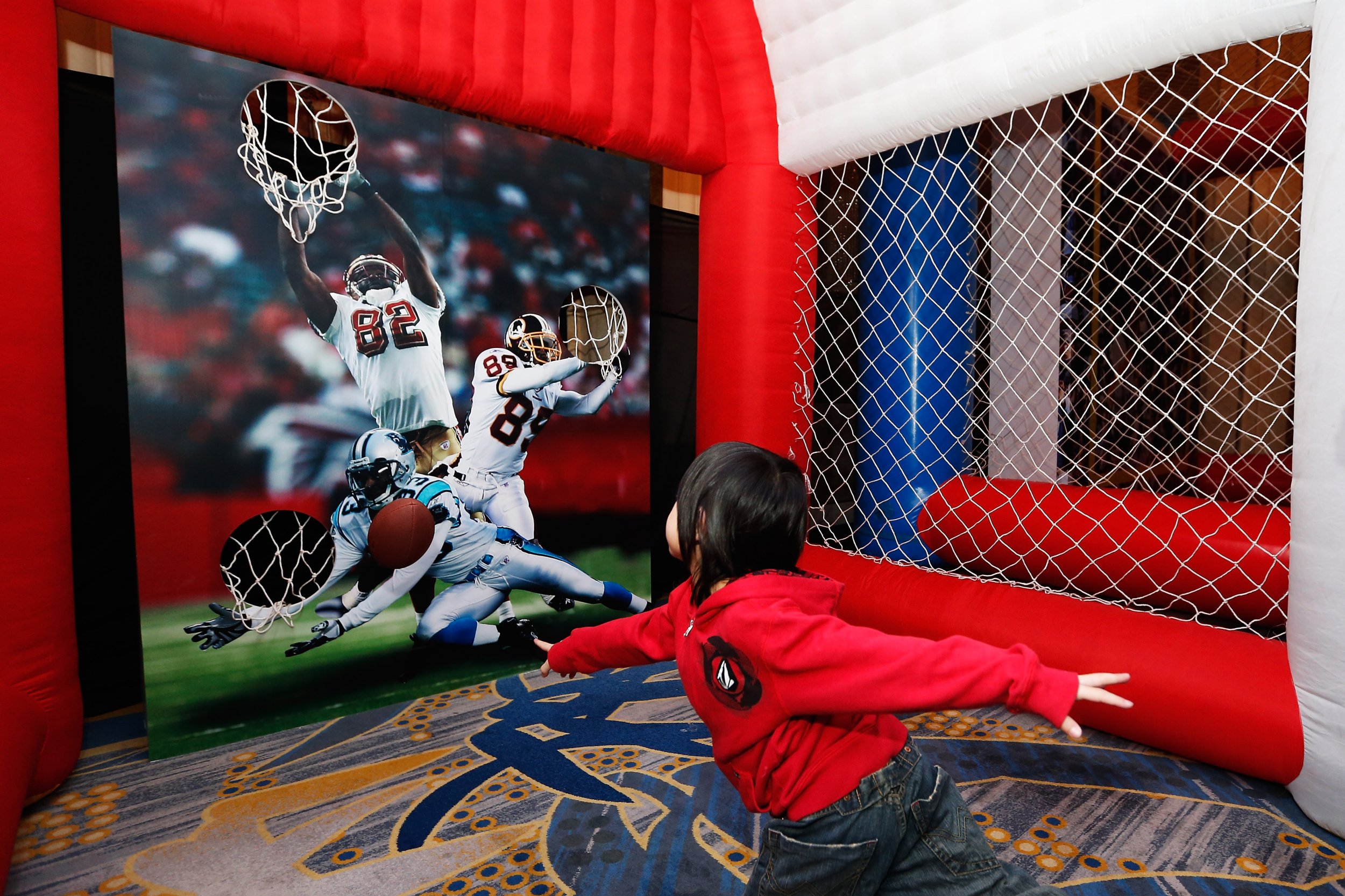 super-bowl-party-games-6-fun-activities-to-try-with-guests-on-game-day