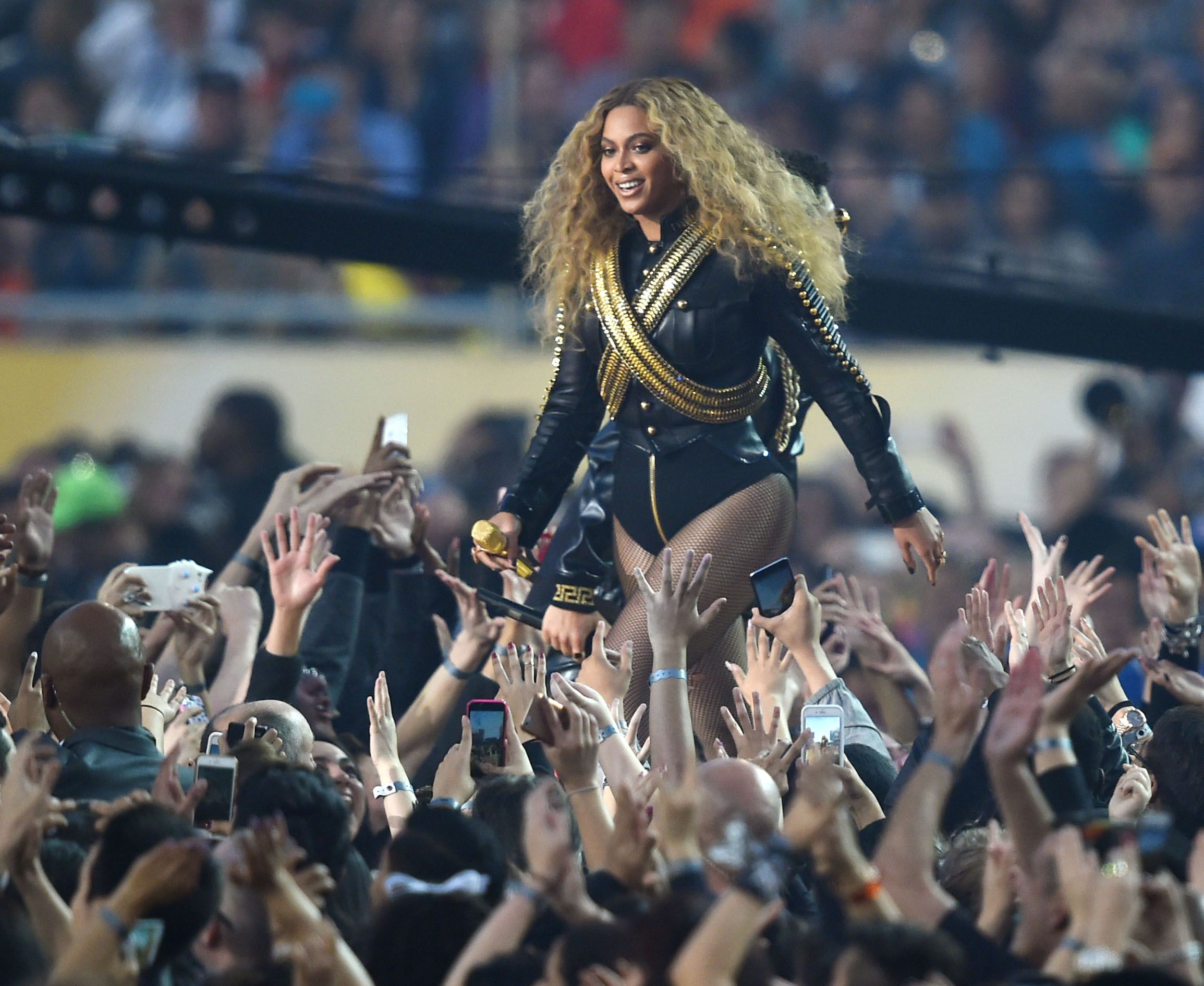 Beyoncé Addresses ‘Formation’ Controversy After Super Bowl 50 ...