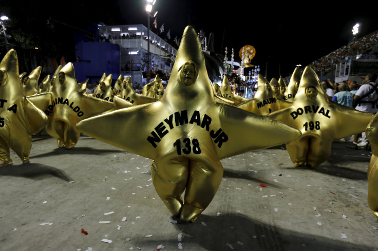 VPerformers at the 2016 Brazil Carnival.