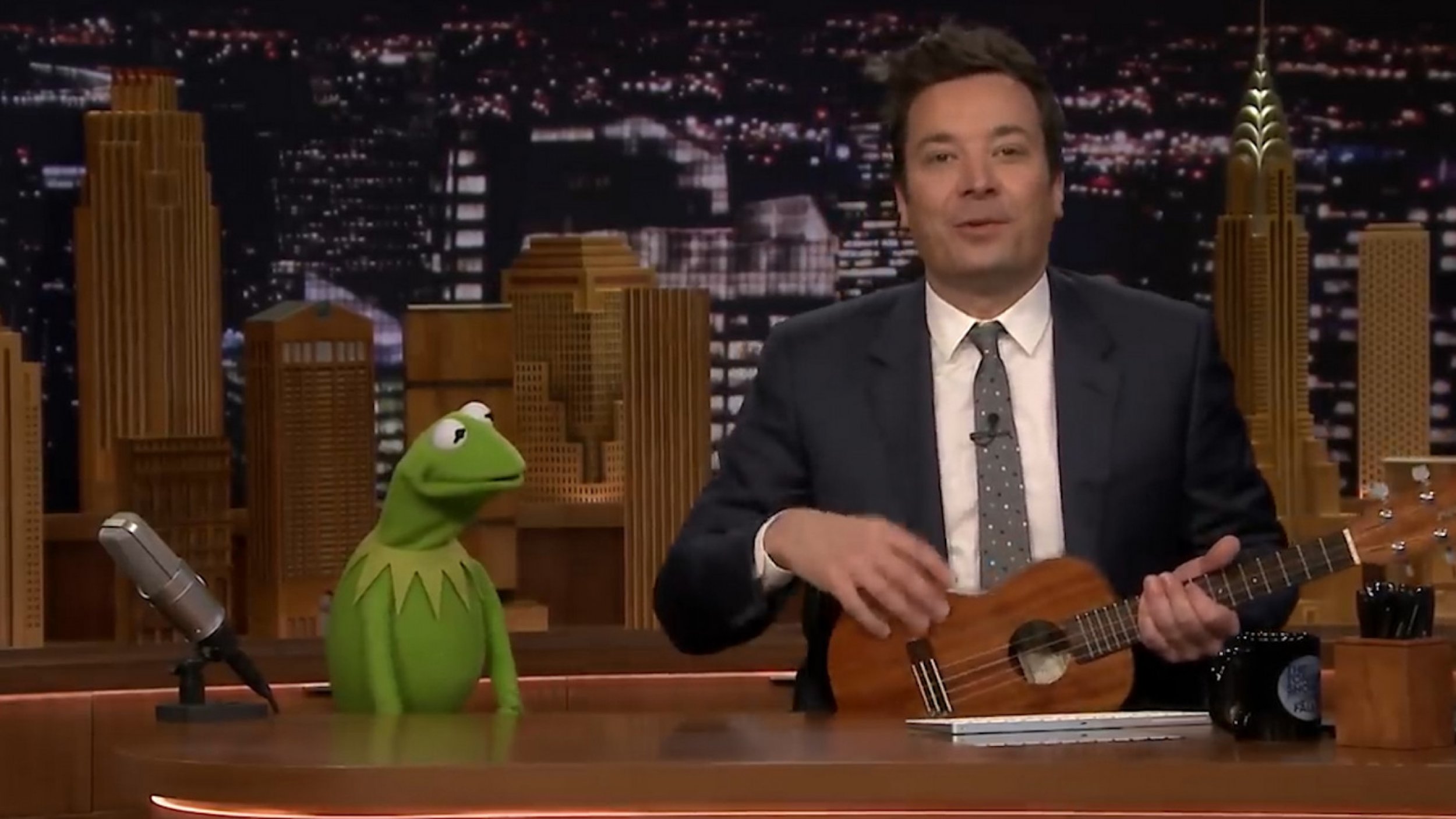 Jimmy and Kermit Announce Doodle For Google Competition