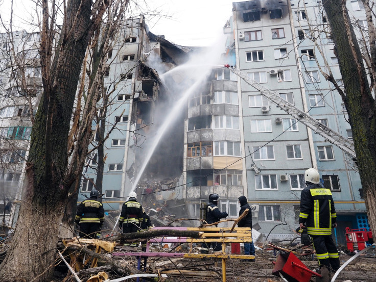 Russia gas explosion building collapse