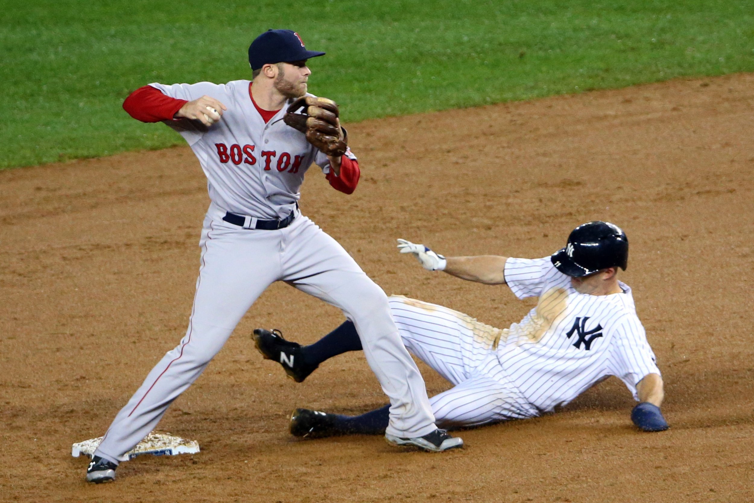 Yankees and StubHub Bury the Hatchet, Take Ticketing Digital - WSJ