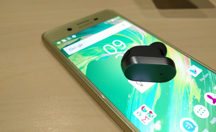 Xperia Ear With Xperia X