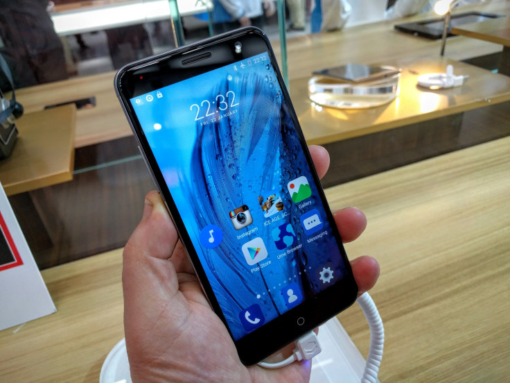 ZTE Blade V7 Hands-on