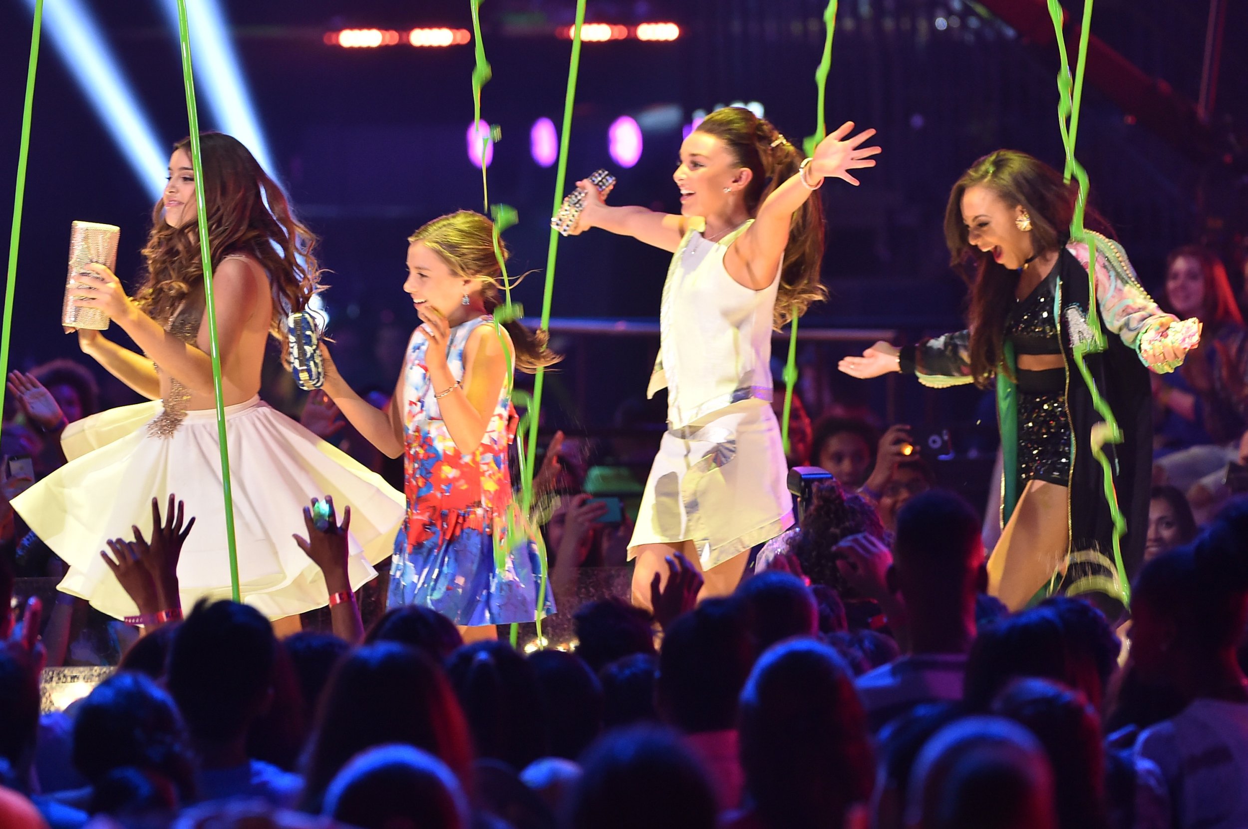 ‘Dance Moms’ Nominated For 2016 Kids’ Choice Award; How To Vote For