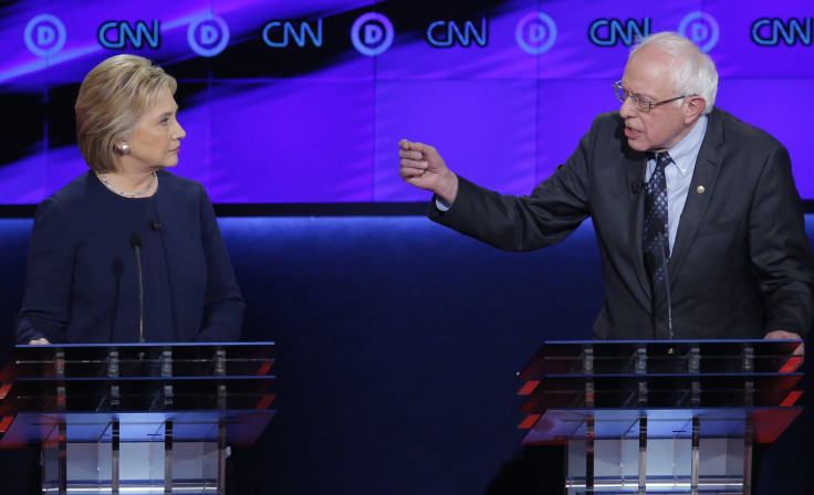 Hillary Clinton and Bernie Sanders debate