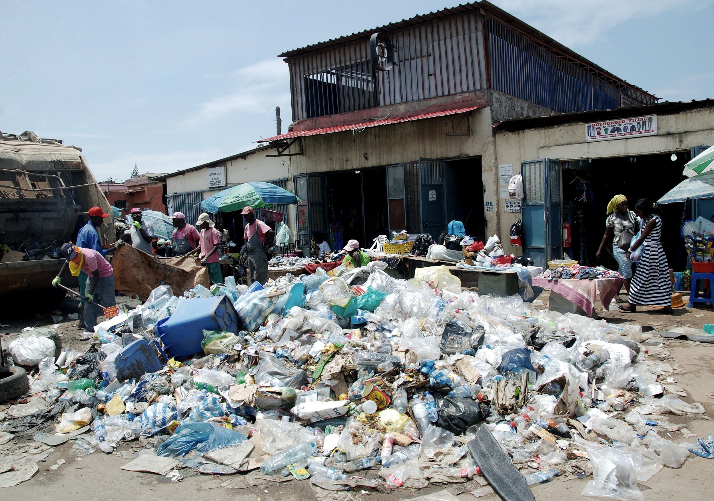 Angola's Yellow Fever Outbreak Death Toll Rises To 158 Amid Luanda's ...