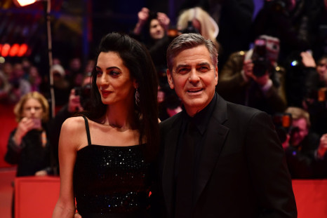 George Clooney Cheating on Amal Clooney kissing photo