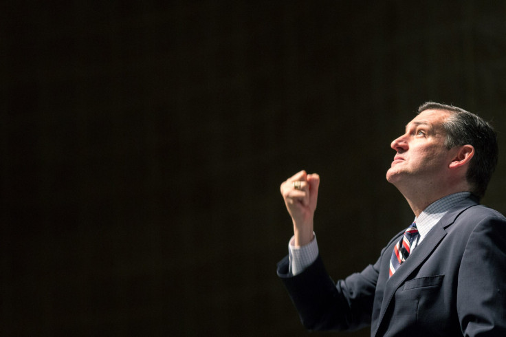 Ted Cruz Praying