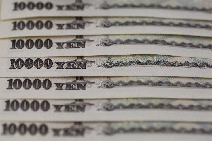 10,000 yen notes