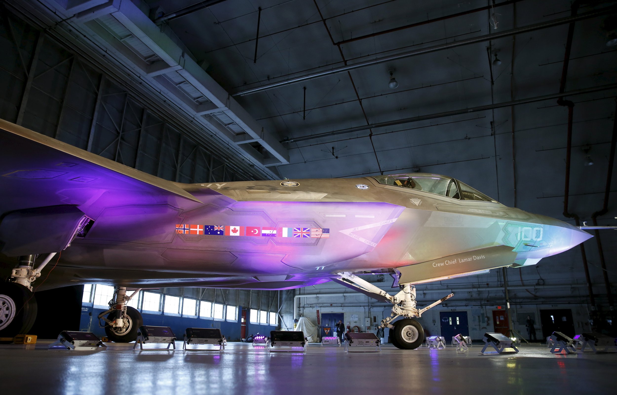 Lockheed Martin (LMT) Receives $1.27 Billion Contract For F-35 ...