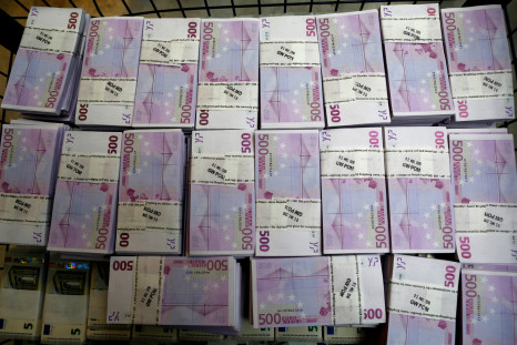 Say goodbye to the 500-euro banknote? Not yet.