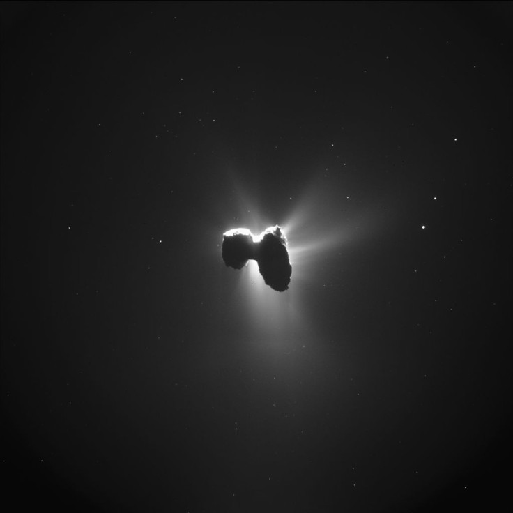 Comet_on_27_March_2016_NavCam