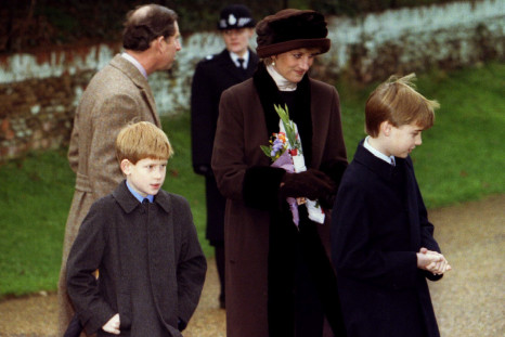 Prince Charles and Princess Diana with their kids Princes William and Harry