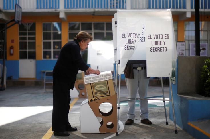 Mexico City voter