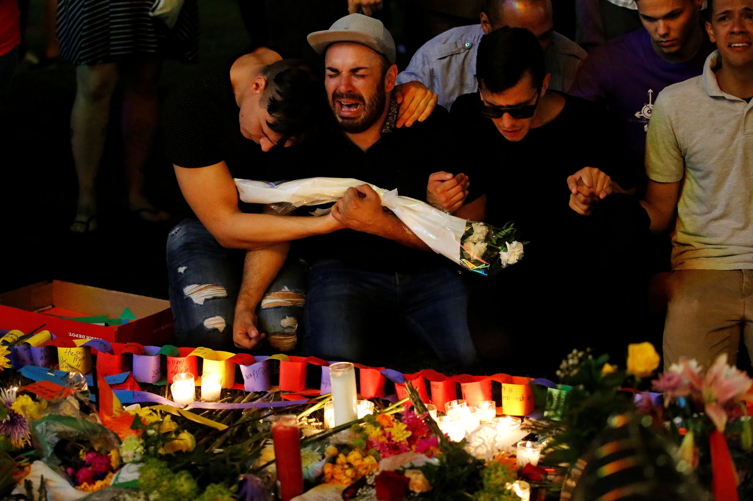 Silence In Soho London For Orlando Shooting Victims Lgbt Community Mourn And Celebrate The 