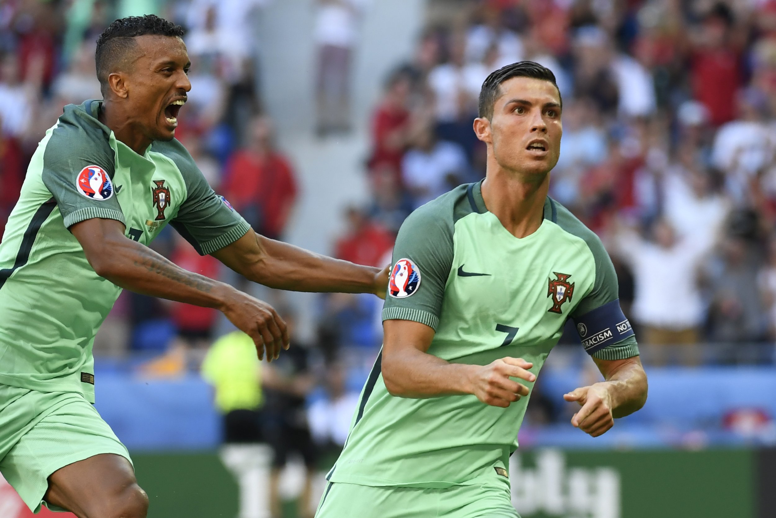 Video Portugal 3 3 Hungary Highlights Cristiano Ronaldo Double Keeps Portugal Alive In Euro