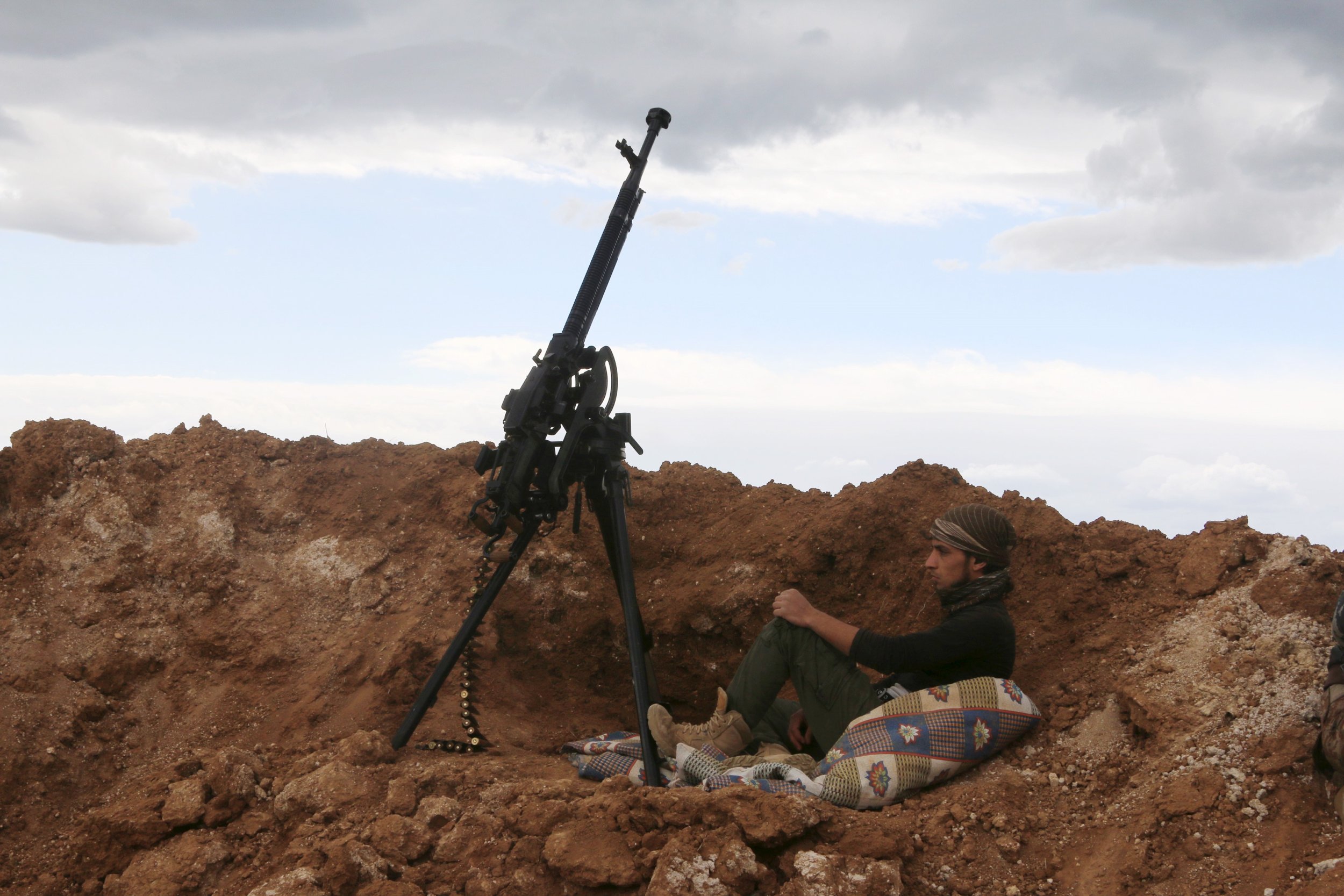 CIA Weapons For Syrian Rebels Sold To Arms Black Market: NYT | IBTimes