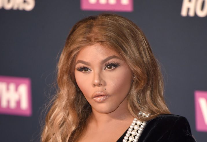 Lil Kim Plastic Surgery And Skin Bleaching Rumors Heat Up Again